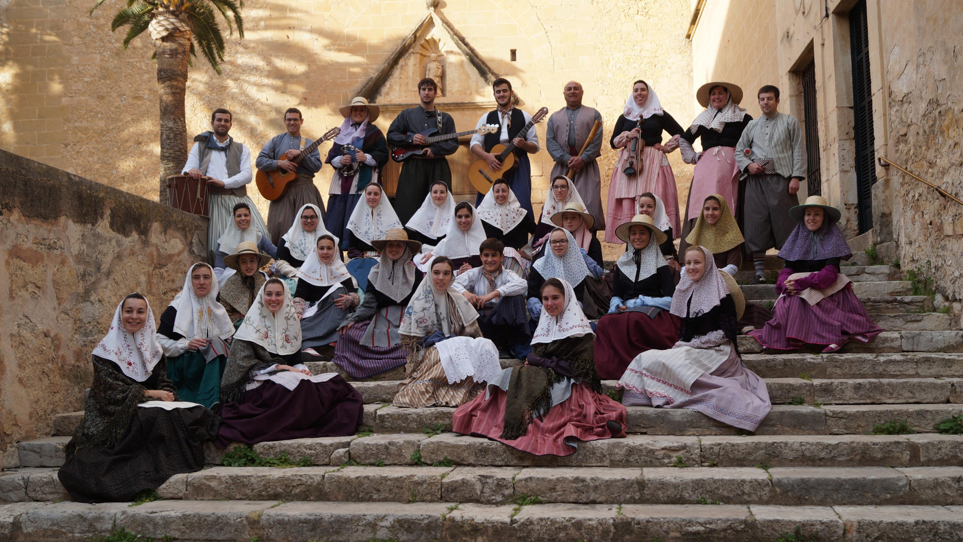 Grup Aires de Monti-sion